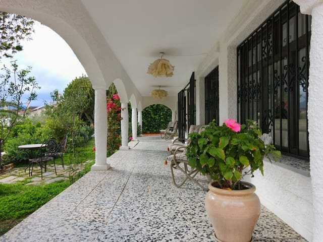 4 soveværelse Villa til salg i Coín med swimmingpool garage - € 550.000 (Ref: 8698404)