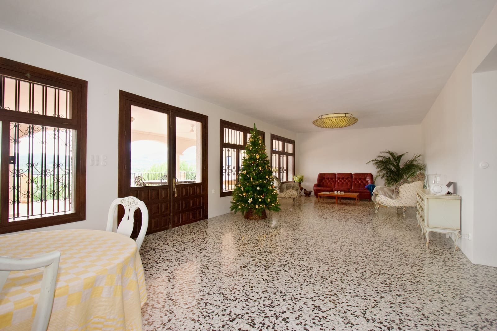 4 soveværelse Villa til salg i Coin med swimmingpool garage - € 550.000 (Ref: 8698404)