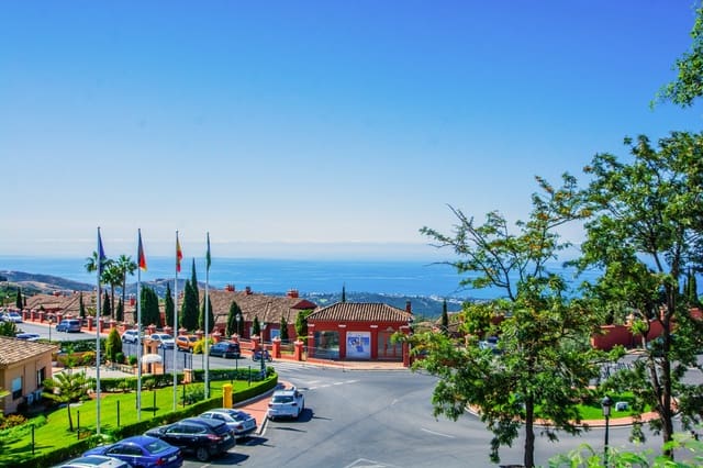 3 bedroom Apartment for sale in La Mairena, Ojen with pool garage - € 950,000 (Ref: 8897930)