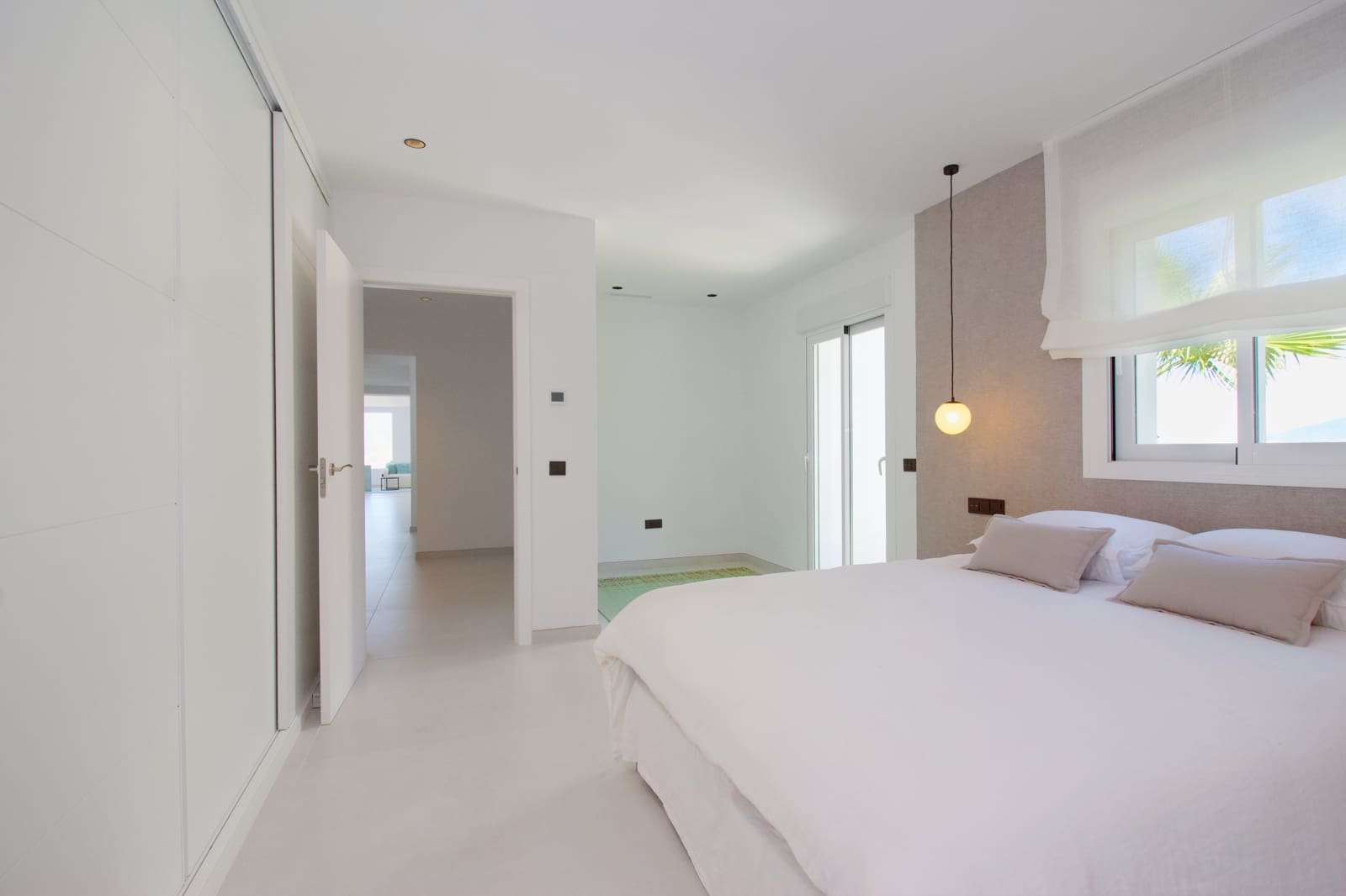 4 sypialnia Willa na sprzedaż w La Mairena z basenem garażem - 2 195 000 € (Ref: 8905712)