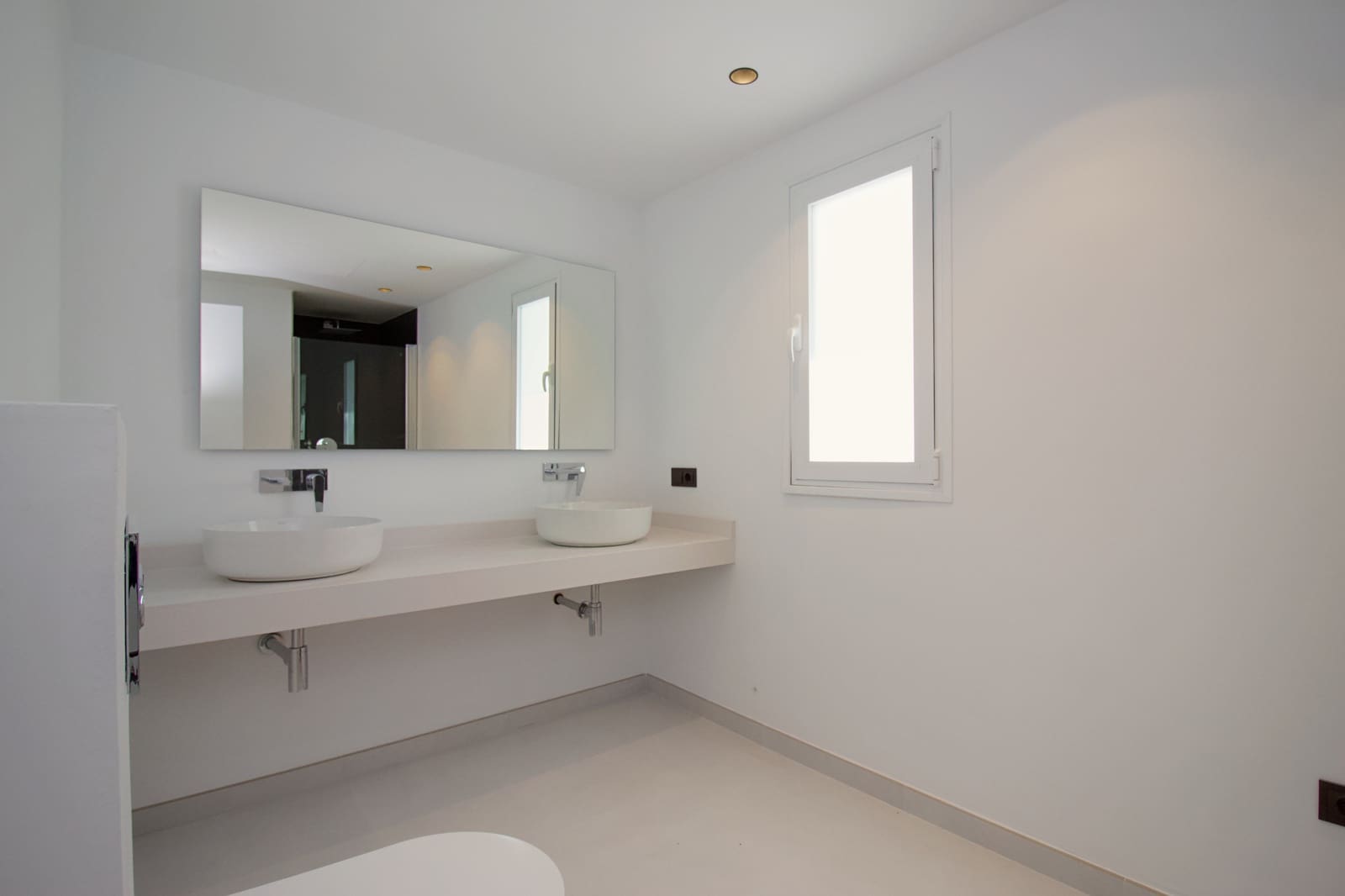 4 sypialnia Willa na sprzedaż w La Mairena z basenem garażem - 2 195 000 € (Ref: 8905712)