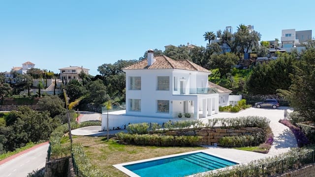 4 sypialnia Willa na sprzedaż w La Mairena, Ojen z basenem garażem - 2 195 000 € (Ref: 8905712)