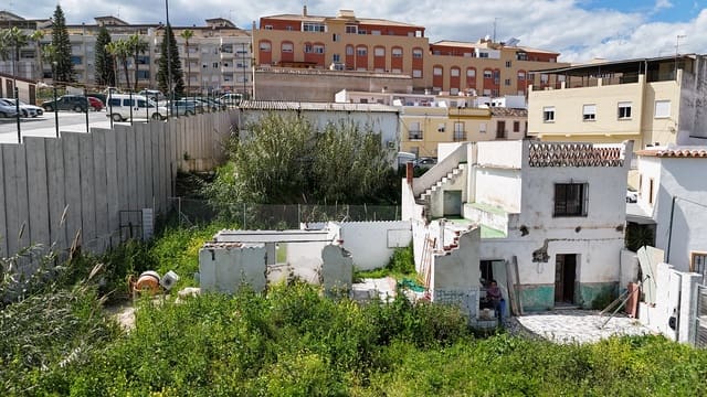 Undeveloped Land for sale in Coín - € 285,000 (Ref: 8906518)