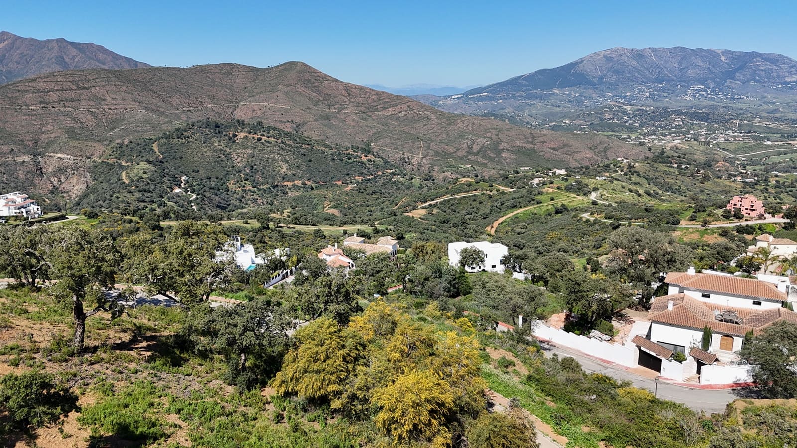 Teren niezagospodarowany na sprzedaż w Ojen - 6 448 800 € (Ref: 8913639)