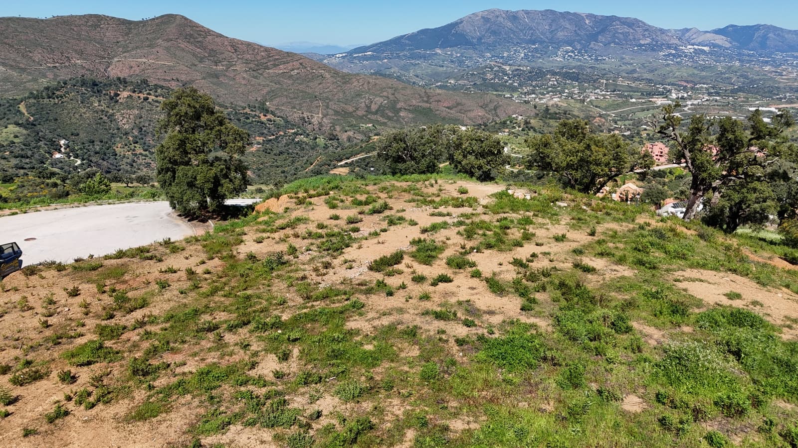 Teren niezagospodarowany na sprzedaż w Ojen - 6 448 800 € (Ref: 8913639)