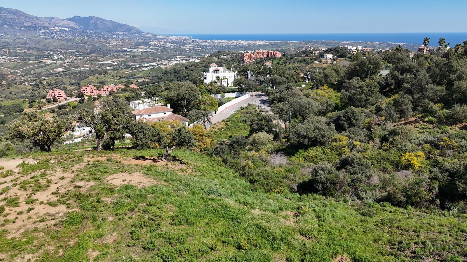 Teren niezagospodarowany na sprzedaż w Ojen - 6 448 800 € (Ref: 8913639)