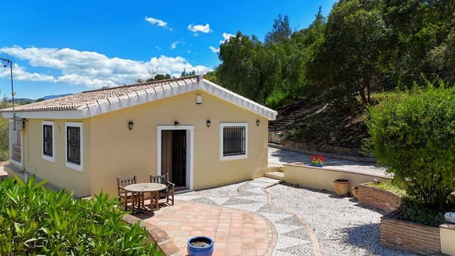 4 sypialnia Finka/Dom wiejski na sprzedaż w Coín z basenem - 449 000 € (Ref: 8941774)