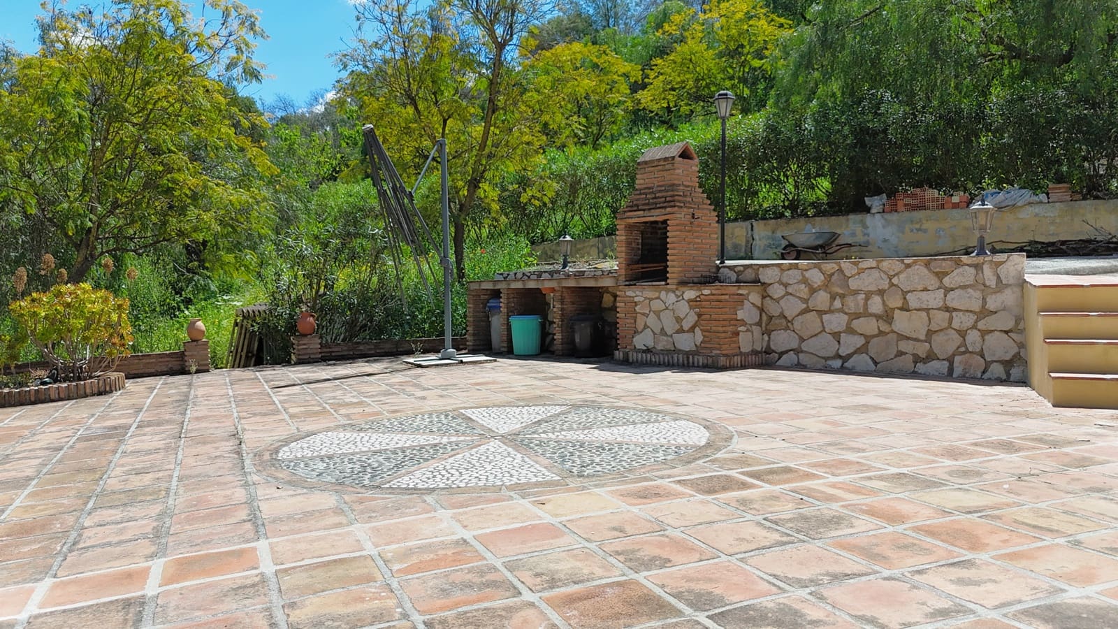 4 soveværelse Finca/Landehus til salg i Coin med swimmingpool - € 449.000 (Ref: 8941774)