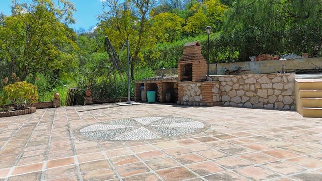 4 sypialnia Finka/Dom wiejski na sprzedaż w Coín z basenem - 449 000 € (Ref: 8941774)