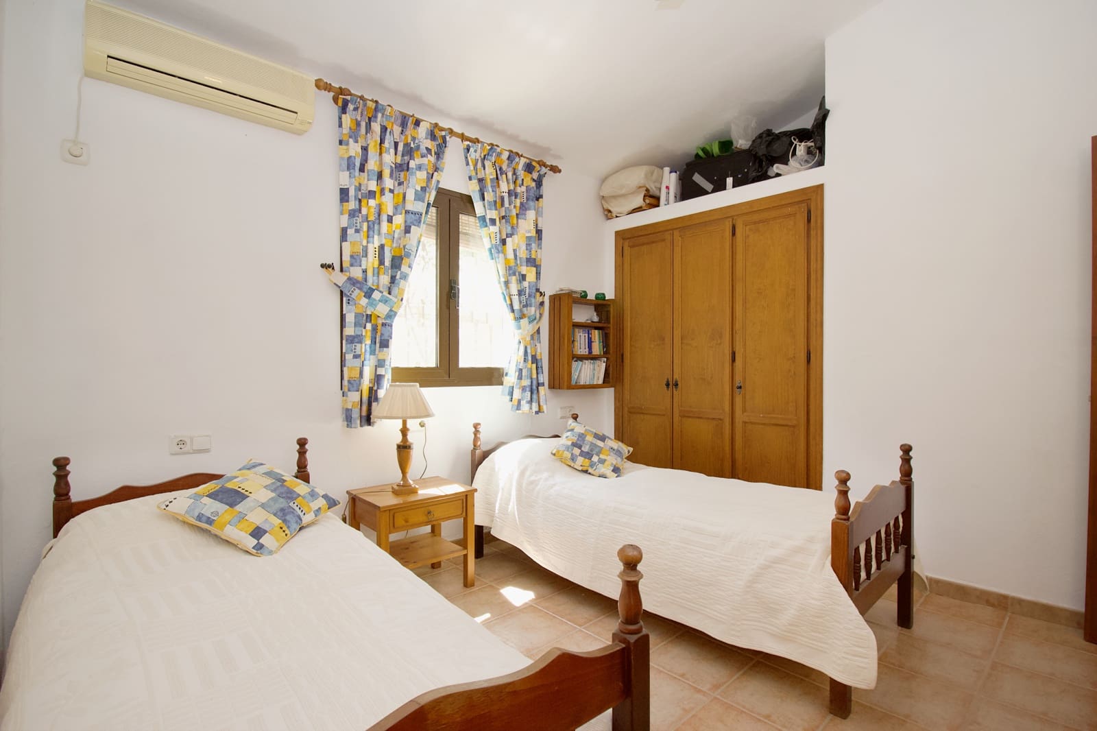 4 soveværelse Finca/Landehus til salg i Coin med swimmingpool - € 449.000 (Ref: 8941774)