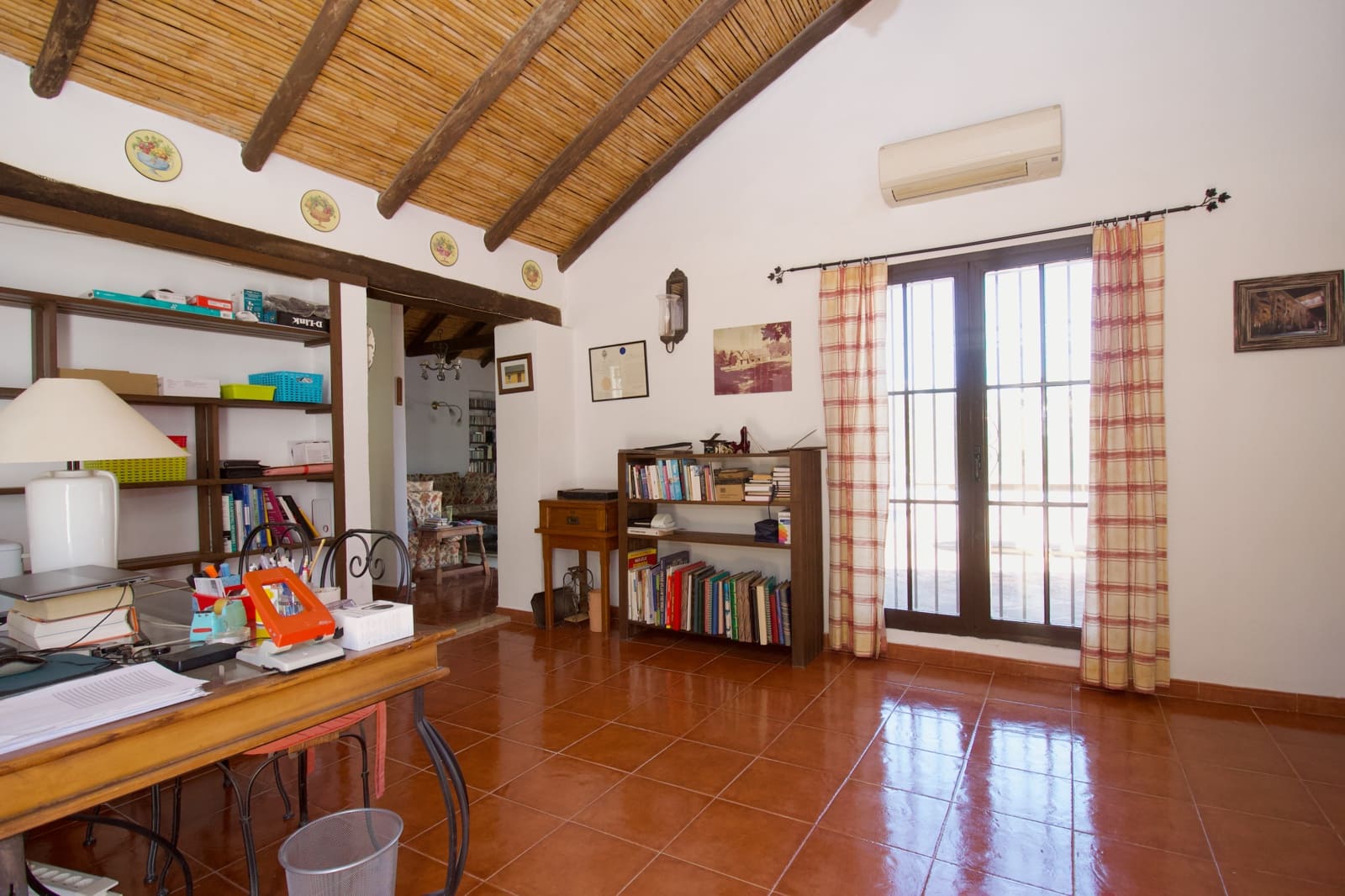 4 soveværelse Finca/Landehus til salg i Coin med swimmingpool - € 449.000 (Ref: 8941774)