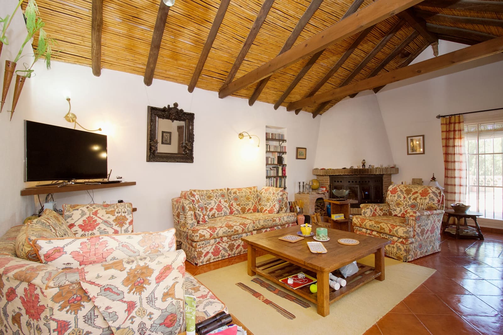 4 soveværelse Finca/Landehus til salg i Coin med swimmingpool - € 449.000 (Ref: 8941774)