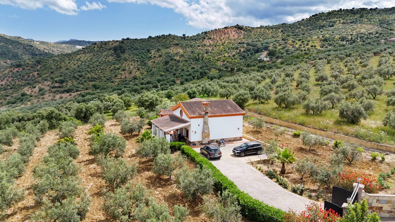 4 soveværelse Finca/Landehus til salg i Guaro - € 395.000 (Ref: 8989653)