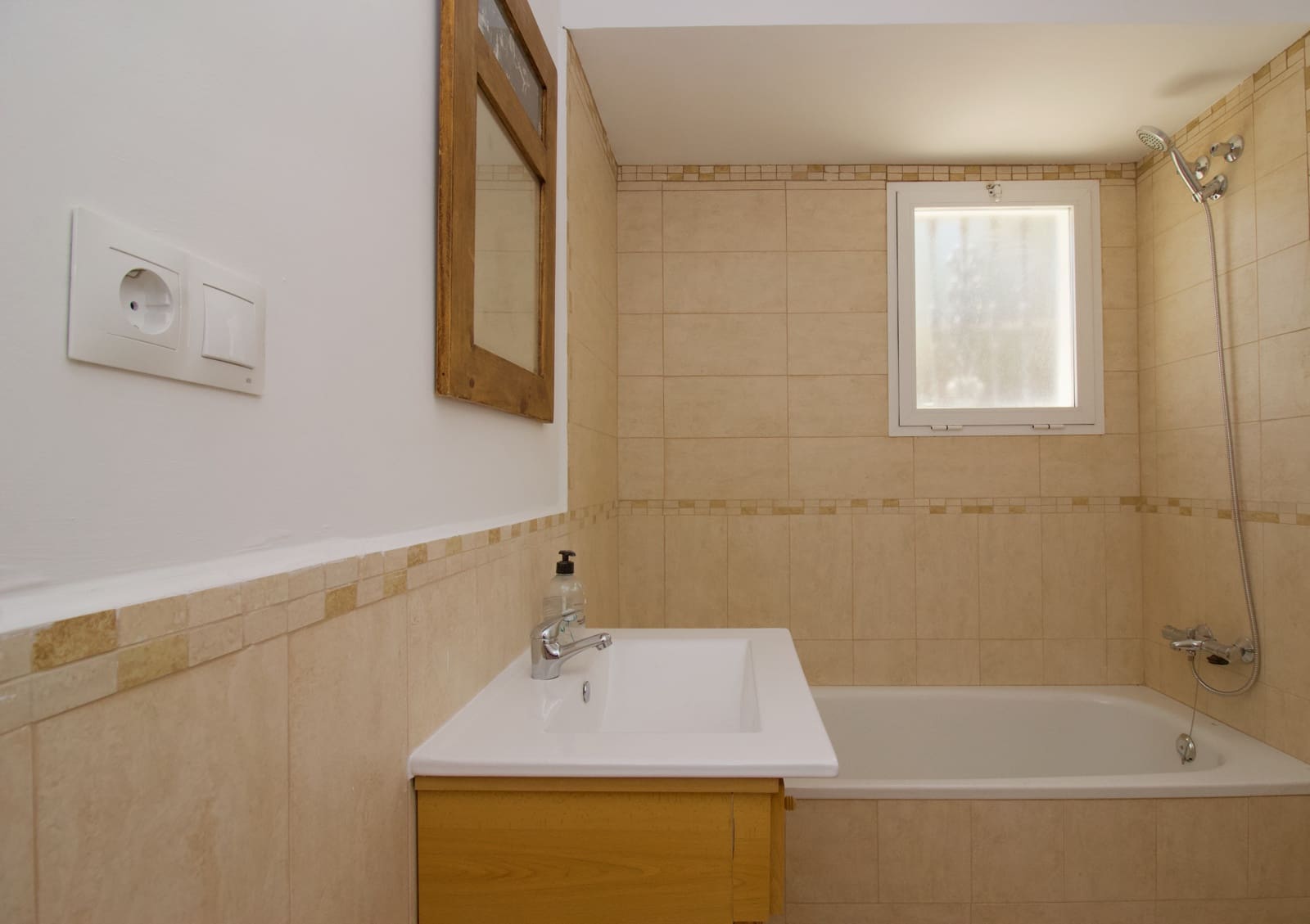 6 soveværelse Finca/Landehus til salg i Coin - € 599.000 (Ref: 8997590)