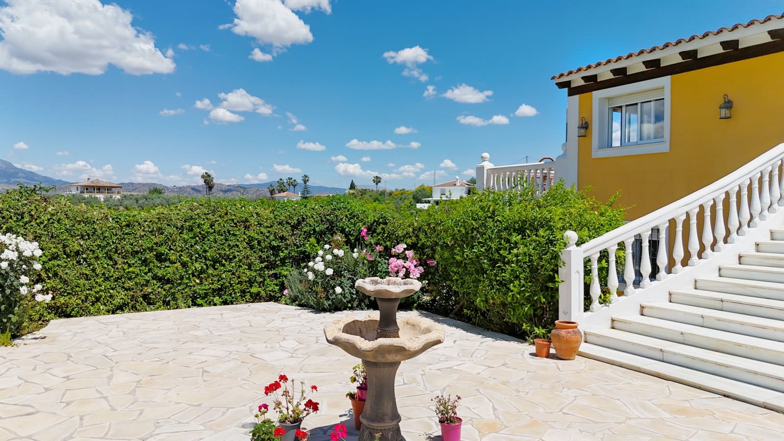 6 soveværelse Finca/Landehus til salg i Coin - € 599.000 (Ref: 8997590)