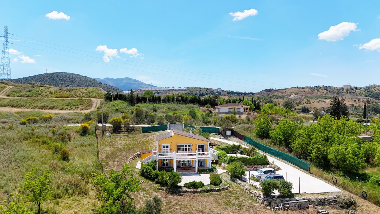 6 soveværelse Finca/Landehus til salg i Coin - € 599.000 (Ref: 8997590)