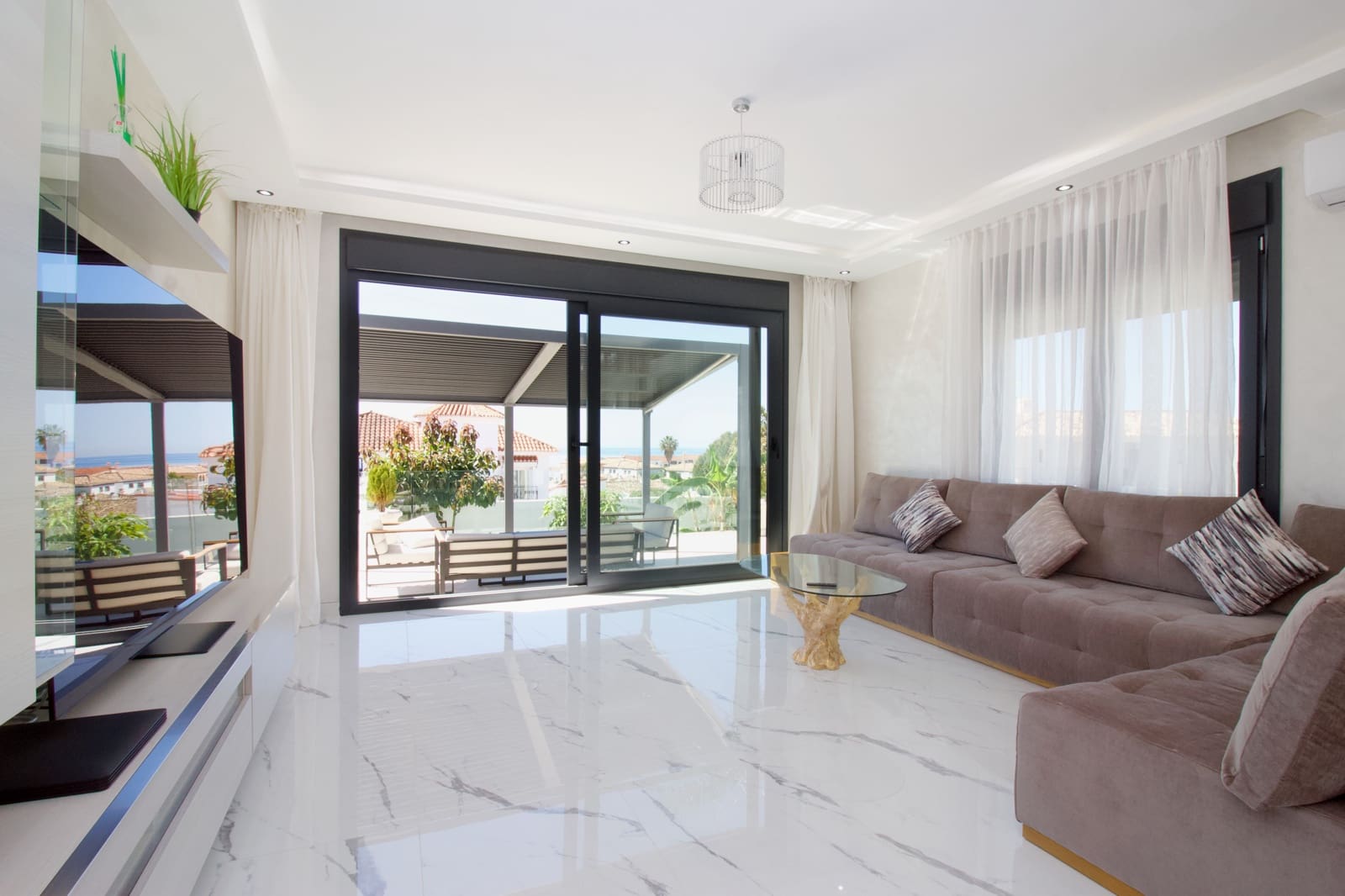 4 soveværelse Villa til salg i Mijas med swimmingpool garage - € 1.395.000 (Ref: 9015896)
