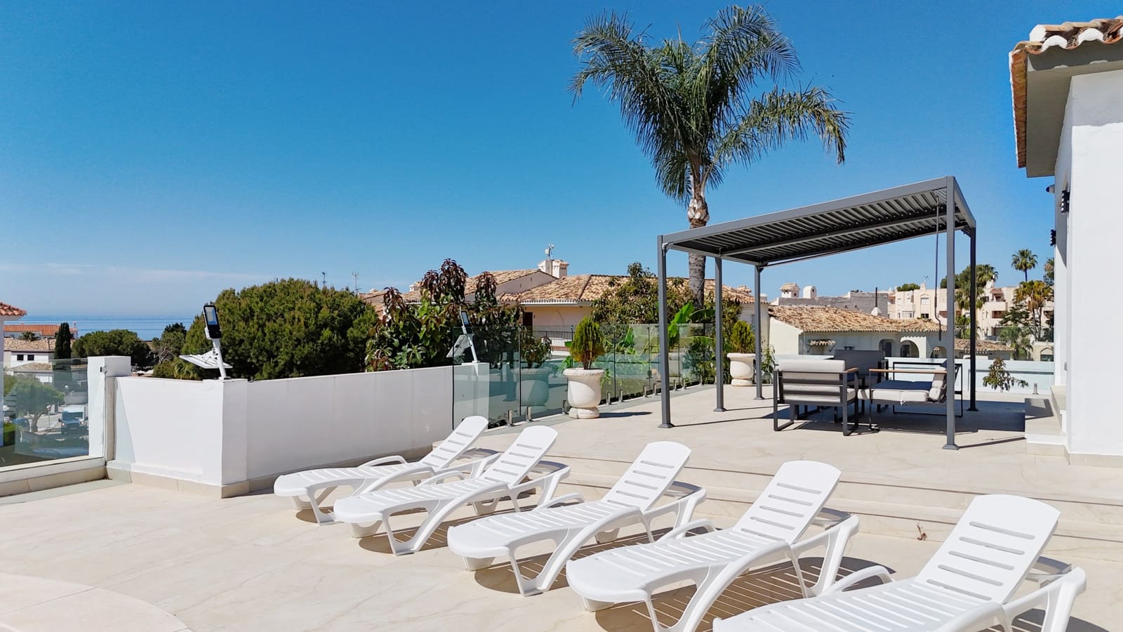 4 soveværelse Villa til salg i Mijas med swimmingpool garage - € 1.395.000 (Ref: 9015896)