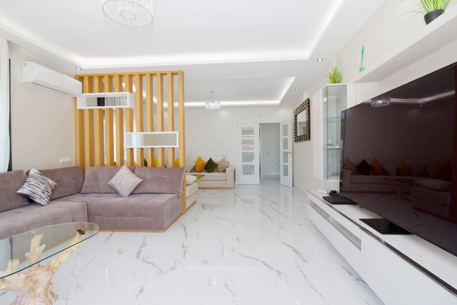 4 soveværelse Villa til salg i Mijas med swimmingpool garage - € 1.395.000 (Ref: 9015896)