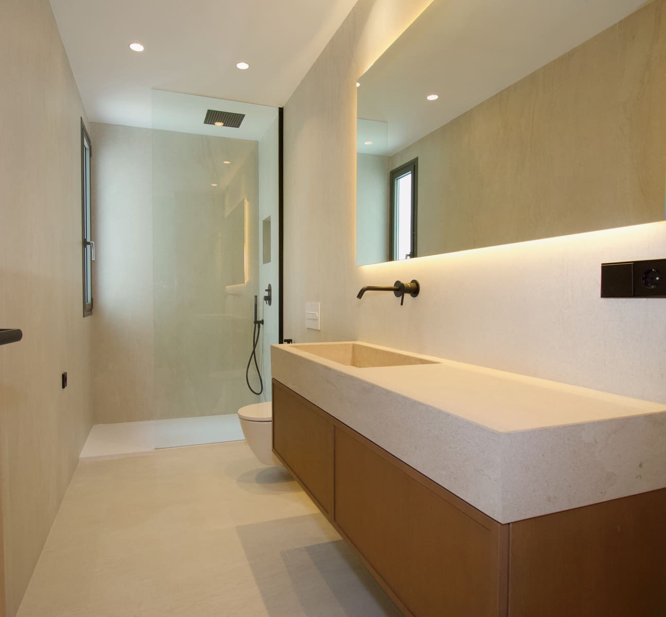 4 sypialnia Willa na sprzedaż w Estepona z basenem - 1 795 000 € (Ref: 9061871)