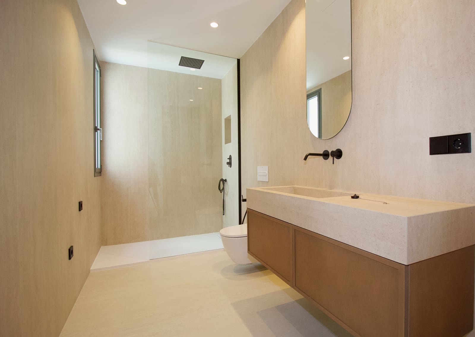 4 sypialnia Willa na sprzedaż w Estepona z basenem - 1 795 000 € (Ref: 9061871)