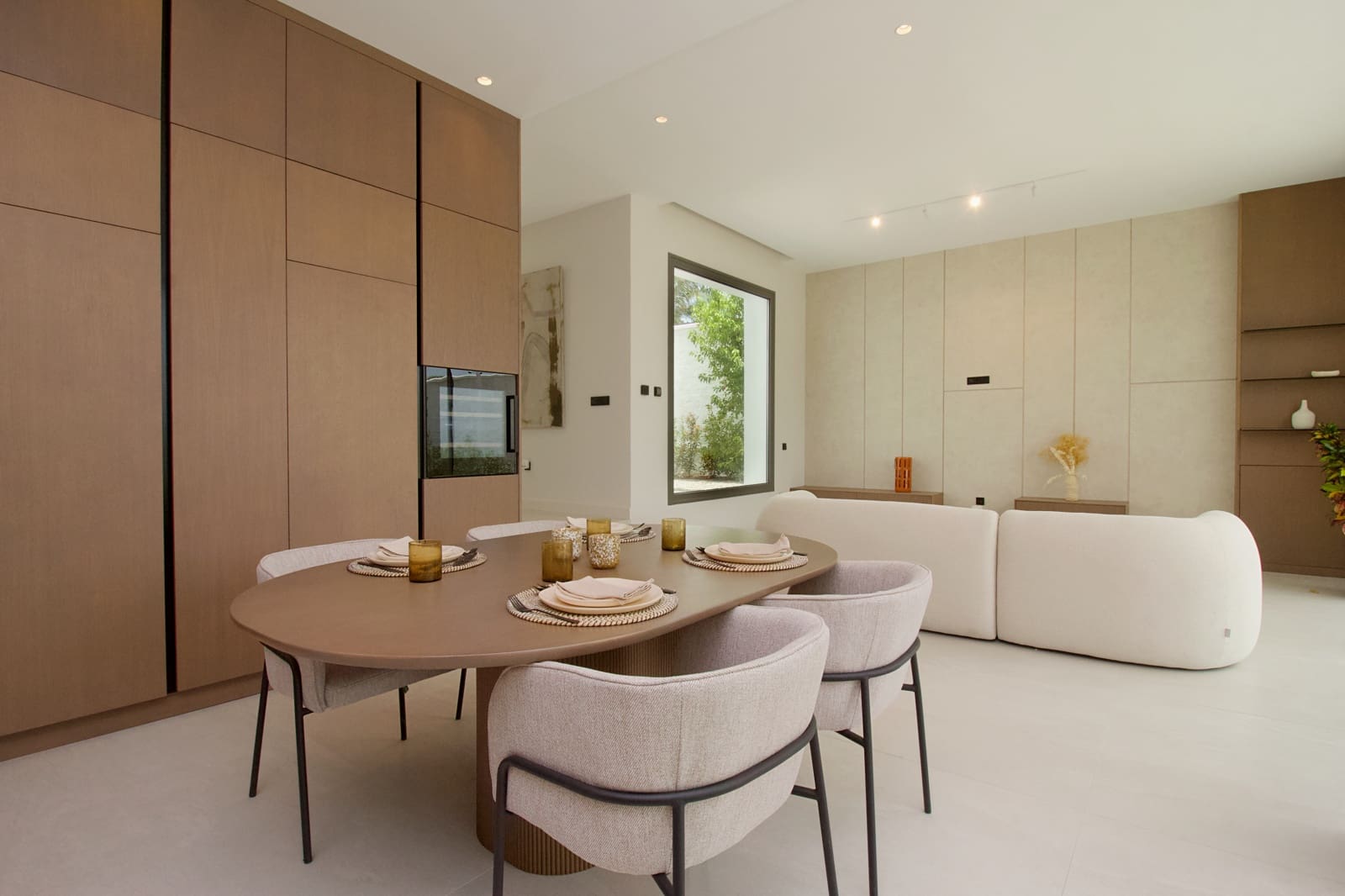 4 sypialnia Willa na sprzedaż w Estepona z basenem - 1 795 000 € (Ref: 9061871)