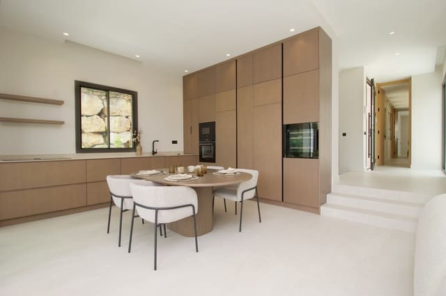 4 sypialnia Willa na sprzedaż w Estepona z basenem - 1 795 000 € (Ref: 9061871)