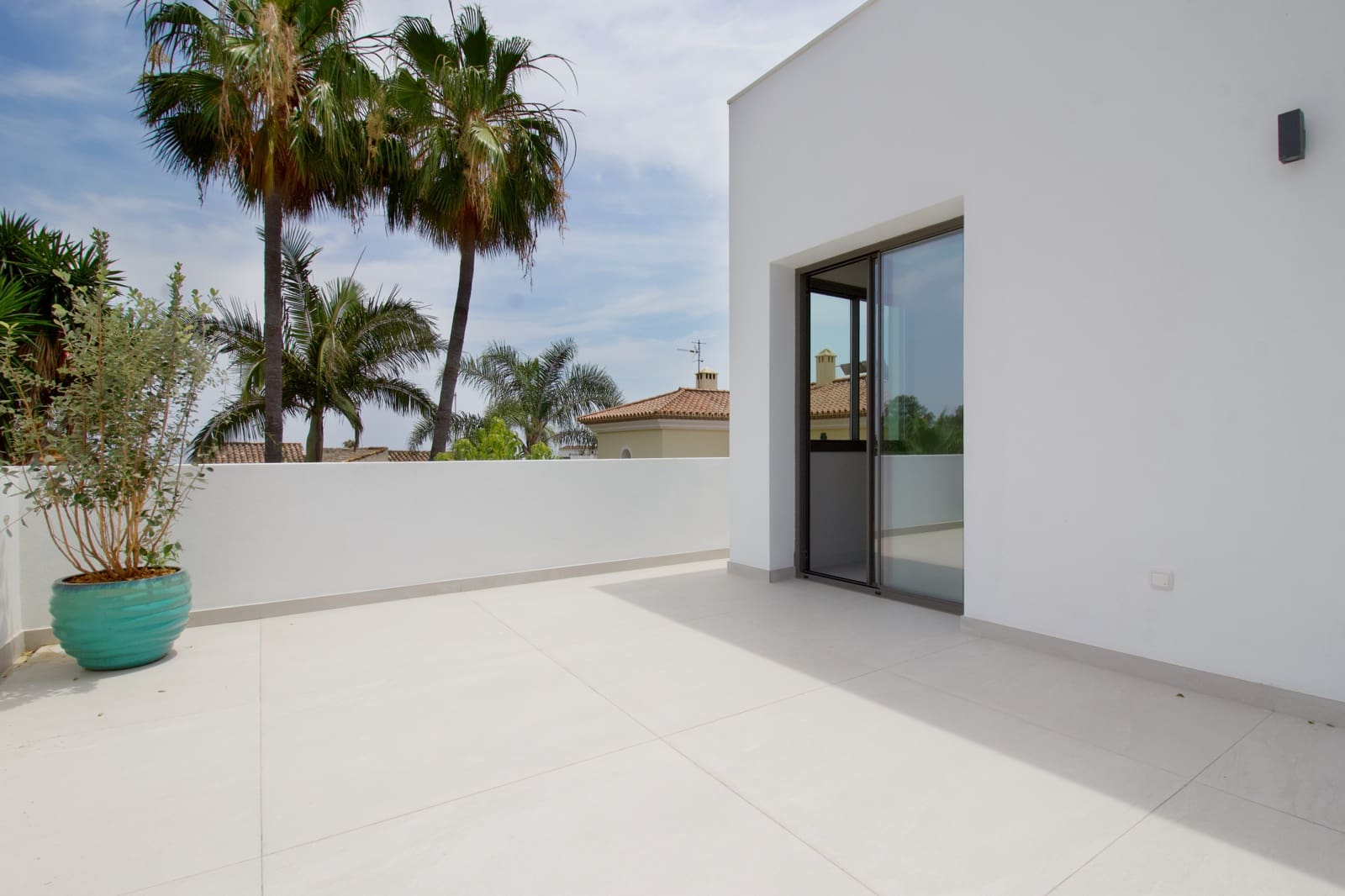 4 sypialnia Willa na sprzedaż w Estepona z basenem - 1 795 000 € (Ref: 9061871)