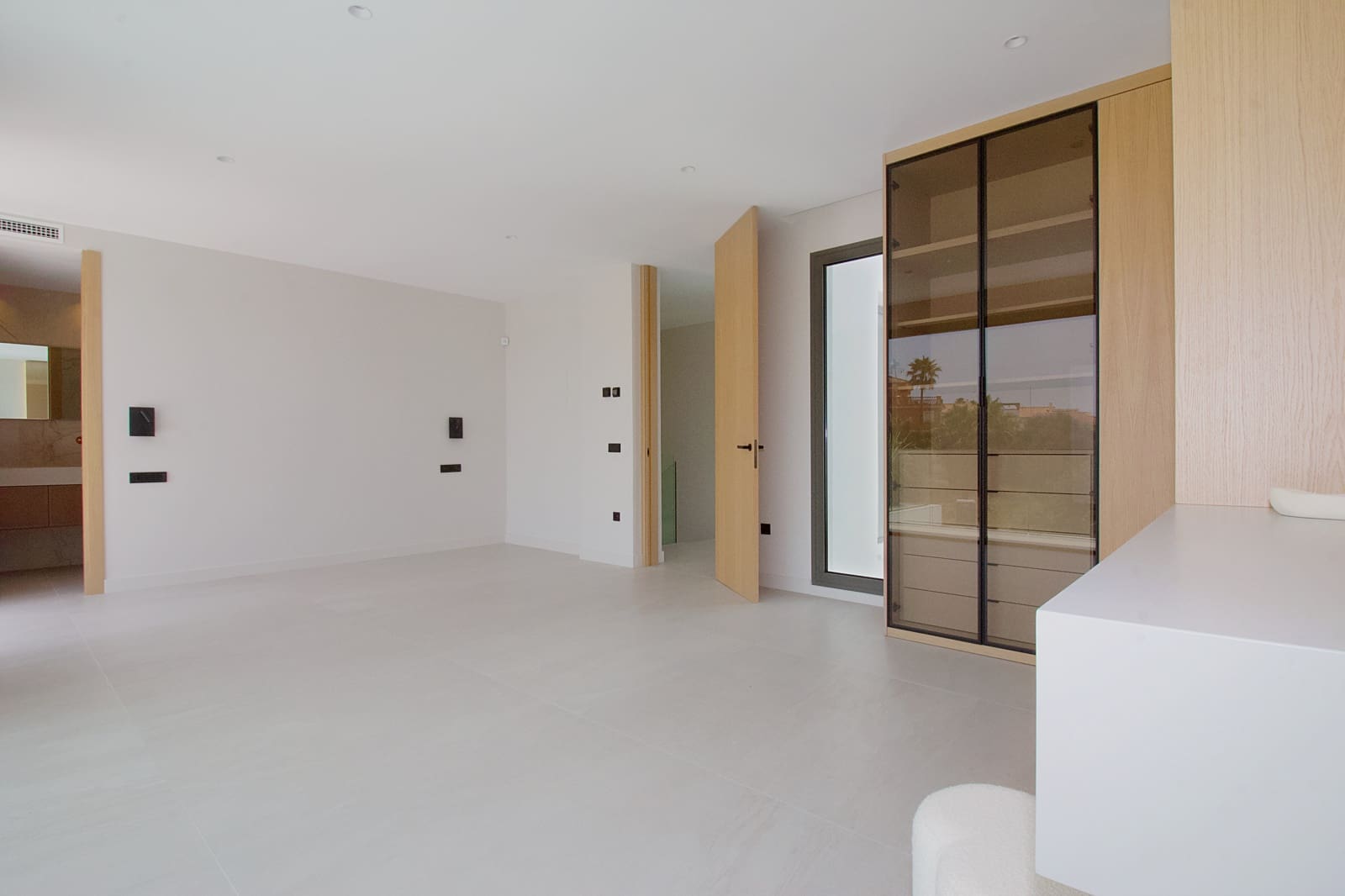 4 sypialnia Willa na sprzedaż w Estepona z basenem - 1 795 000 € (Ref: 9061871)