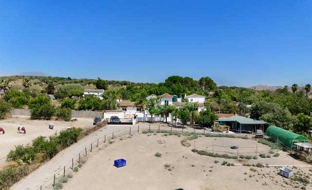5 sypialnia Finka/Dom wiejski na sprzedaż w Coín z basenem - 545 000 € (Ref: 9128801)