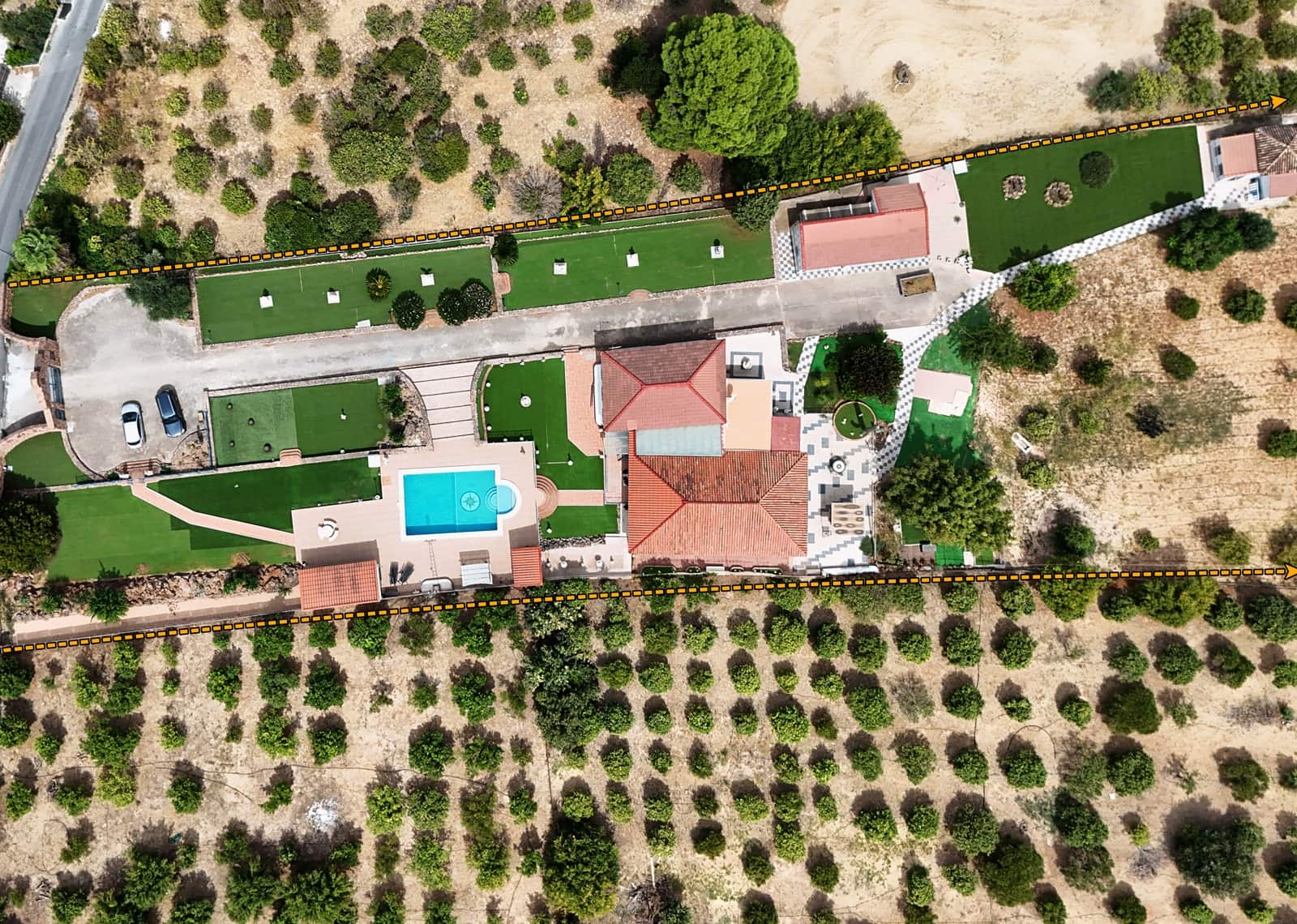 6 soveværelse Finca/Landehus til salg i Alhaurin el Grande med swimmingpool garage - € 595.000 (Ref: 9219252)