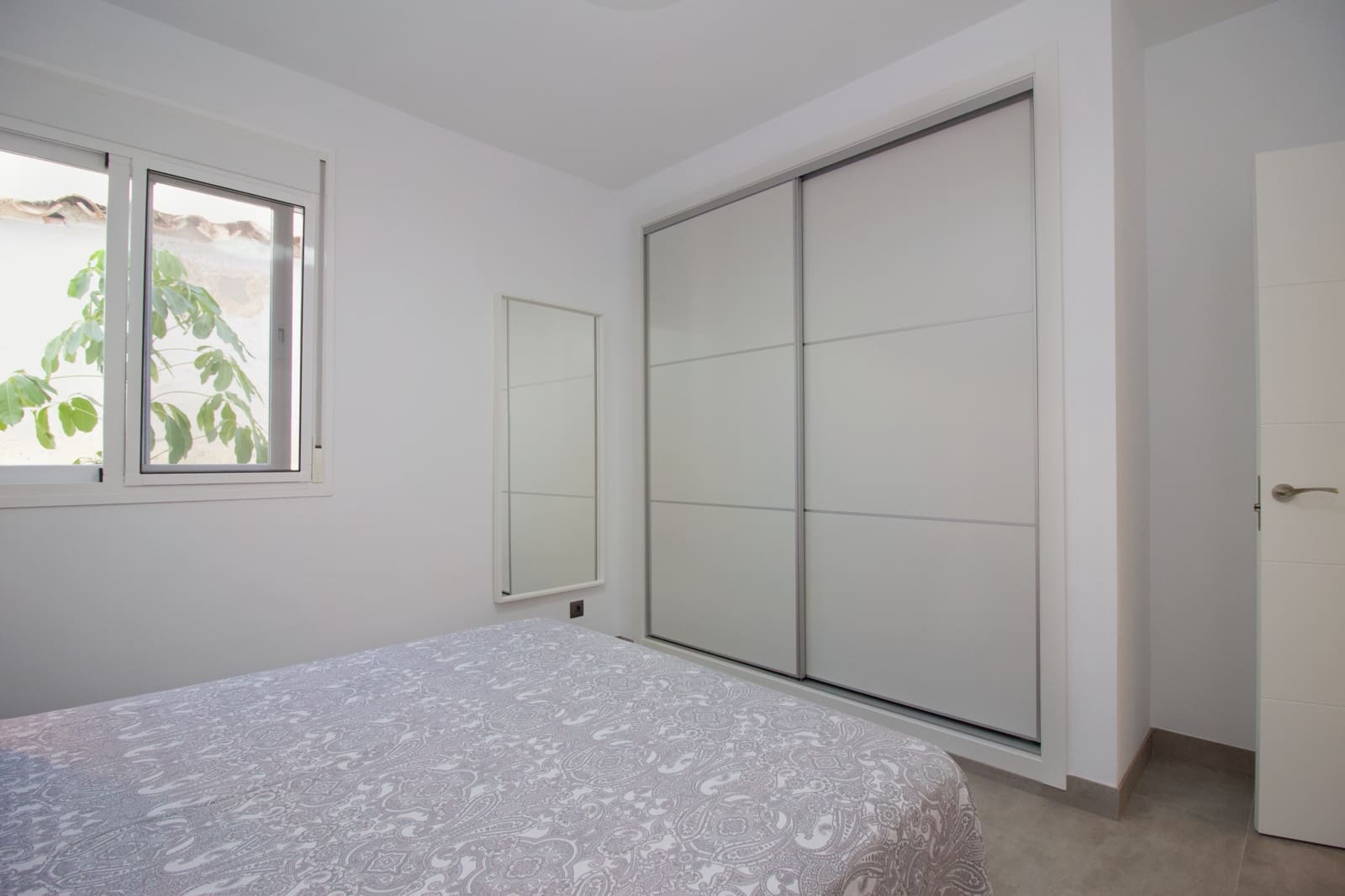 3 bedroom Semi-detached Villa for rent in Coin with pool - € 1,500 (Ref: 9237692)