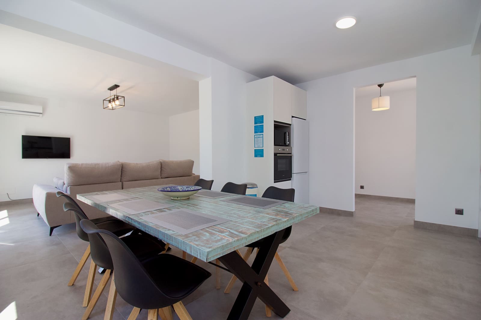 3 bedroom Semi-detached Villa for rent in Coin with pool - € 1,500 (Ref: 9237692)