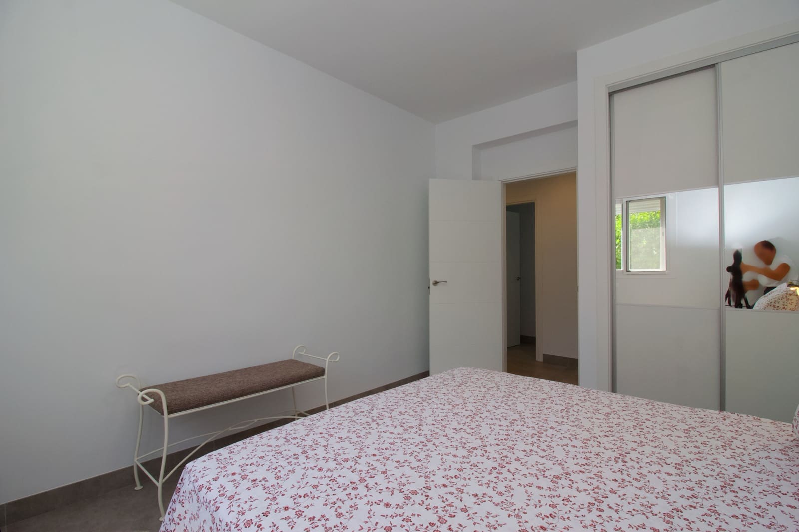 3 bedroom Semi-detached Villa for rent in Coin with pool - € 1,500 (Ref: 9237692)