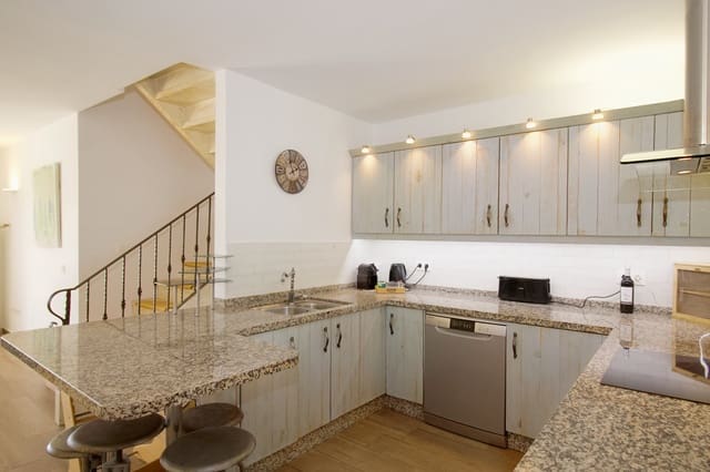 3 bedroom Apartment for sale in Las Chapas - El Rosario, Marbella with pool - € 550,000 (Ref: 9297949)