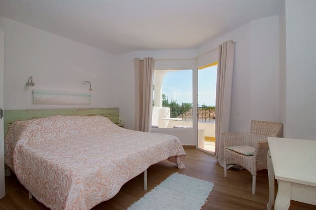 3 bedroom Apartment for sale in Las Chapas - El Rosario, Marbella with pool - € 550,000 (Ref: 9297949)