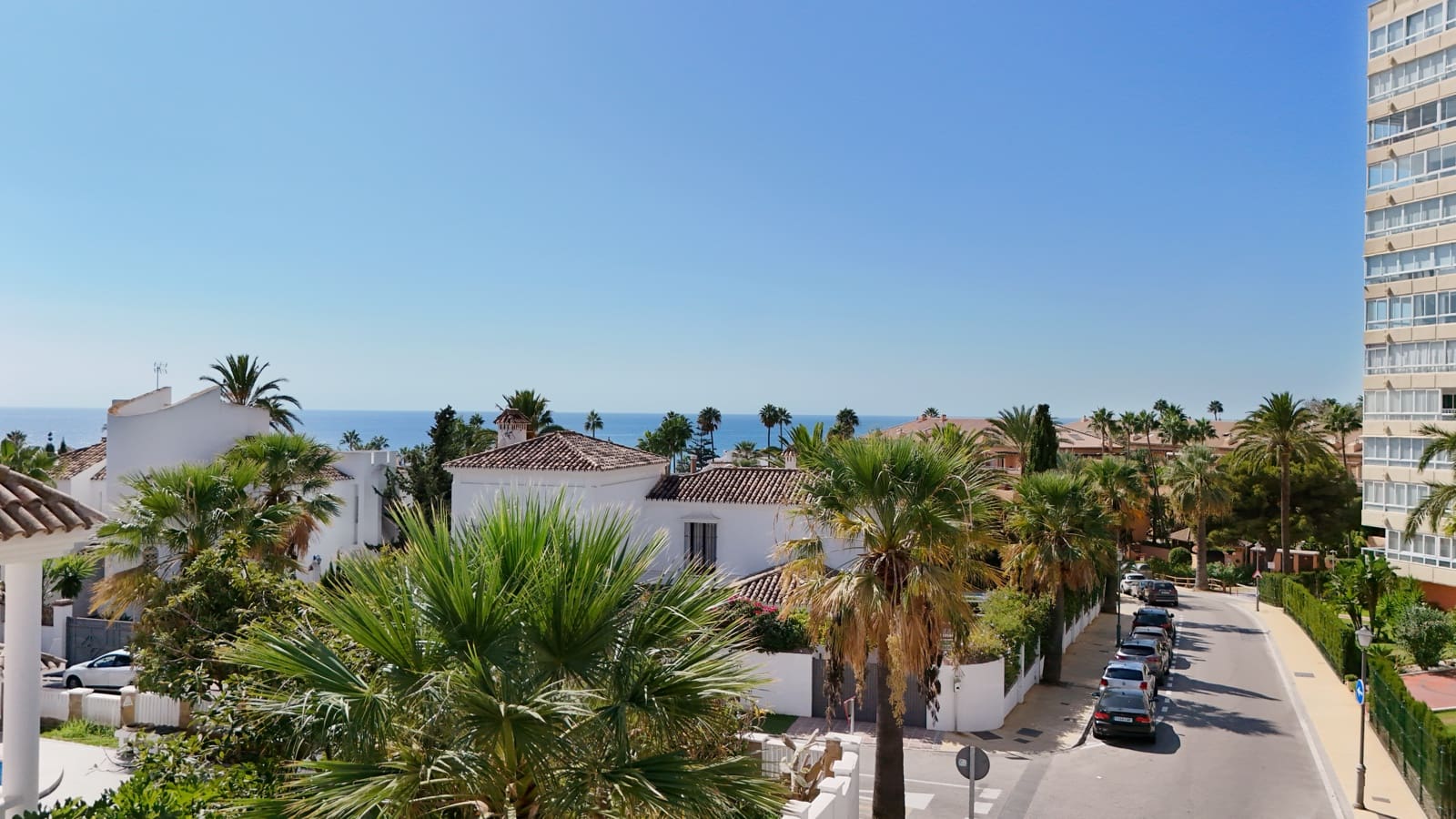 3 bedroom Apartment for sale in Marbella with pool - € 550,000 (Ref: 9297949)
