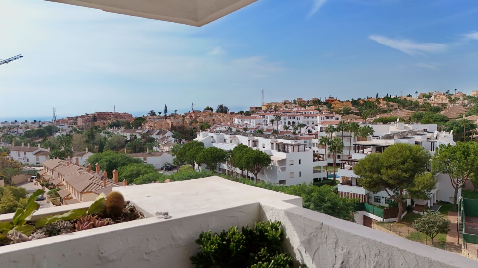 3 makuuhuone Huoneisto myytävänä paikassa Riviera del Sol mukana uima-altaan 
autotalli - 332 000 € (Ref: 9314576)