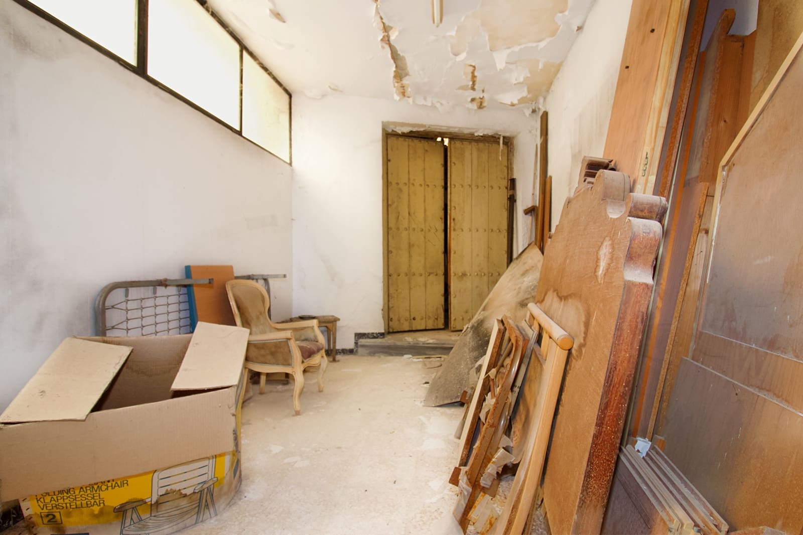 Commercial for sale in Coin - € 750,000 (Ref: 9325417)