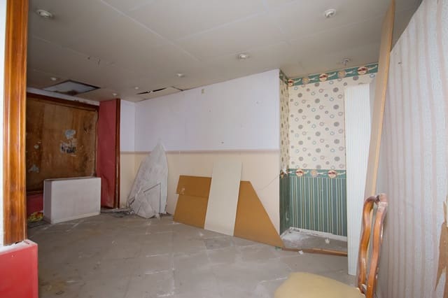 Commercial for sale in Coín - € 750,000 (Ref: 9325417)