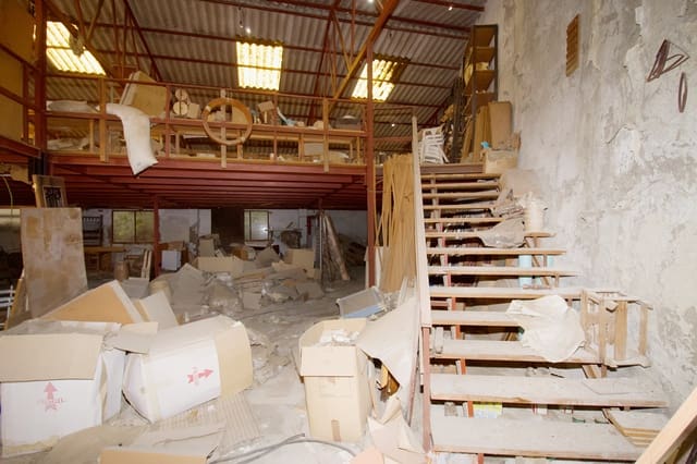 Commercial for sale in Coín - € 750,000 (Ref: 9325417)