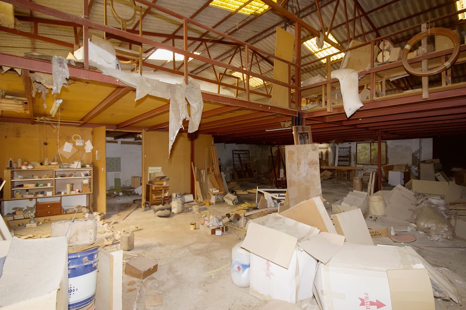 Commercial for sale in Coin - € 750,000 (Ref: 9325417)