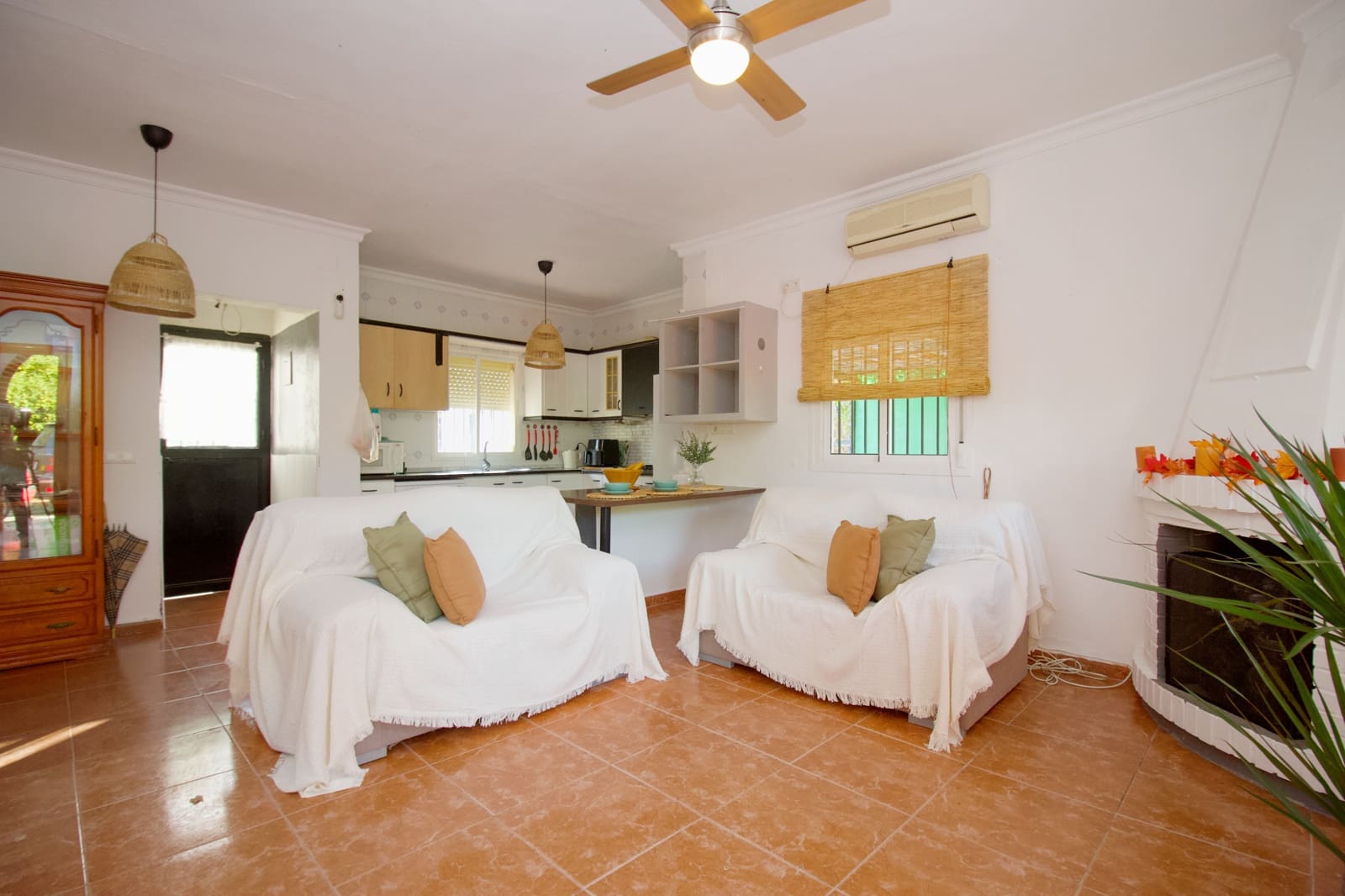 4 bedroom Finca/Country House for sale in Cartama with pool - € 342,000 (Ref: 9373881)