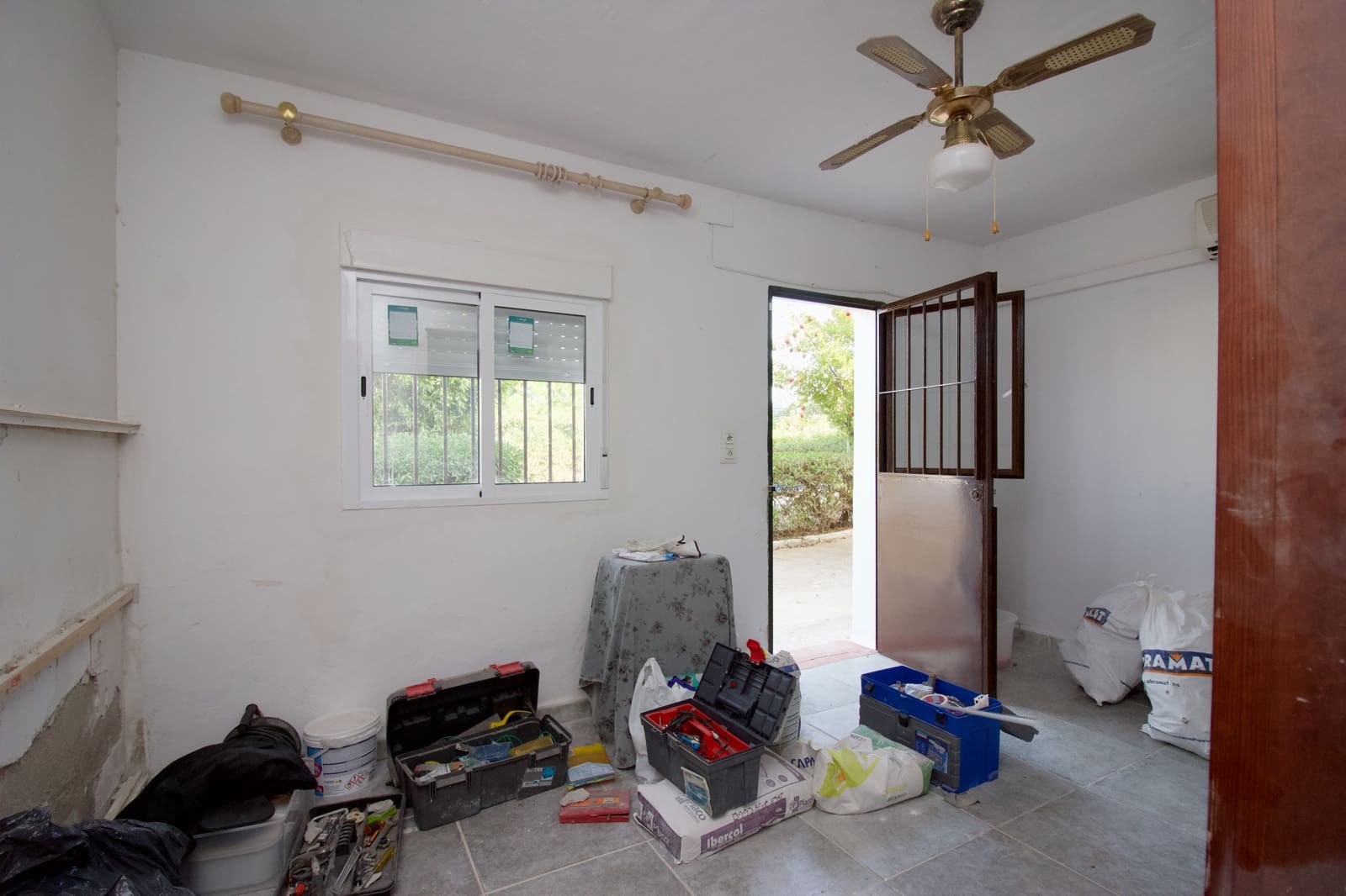 4 bedroom Finca/Country House for sale in Cartama with pool - € 342,000 (Ref: 9373881)