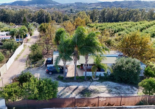 2 bedroom Finca/Country House for sale in Coín with garage - € 286,500 (Ref: 9414870)