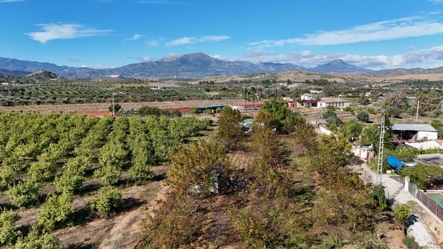 2 bedroom Finca/Country House for sale in Coín with garage - € 286,500 (Ref: 9414870)