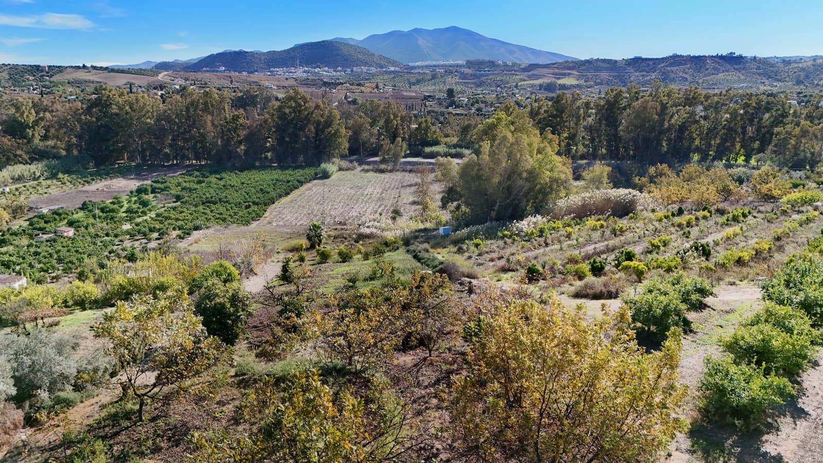 2 chambre Finca/Maison de Campagne à vendre à Coin avec garage - 244 000 € (Ref: 9414870)