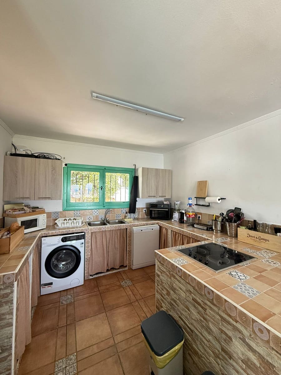 2 soverom Villa til salgs i Benalmadena med svømmebasseng garasje - € 840 000 (Ref: 9420099)