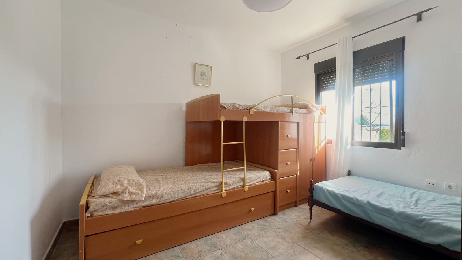 4 soverom Hus til salgs i Coin med svømmebasseng garasje - € 345 000 (Ref: 9449716)