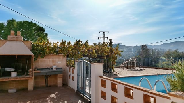 4 soverom Hus til salgs i Coín med svømmebasseng garasje - € 345 000 (Ref: 9449716)